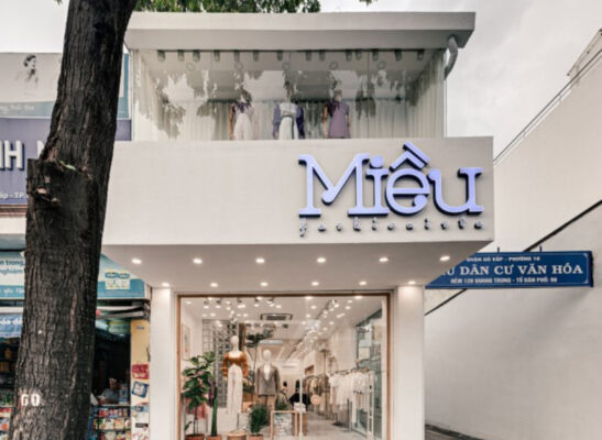 Bảng hiệu shop quần áo