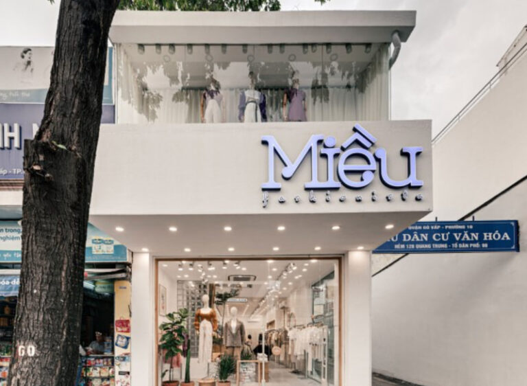 10+ bảng hiệu shop quần áo đẹp, thu hút khách hàng