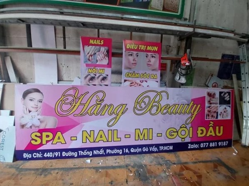 biển spa đẹp màu hồng