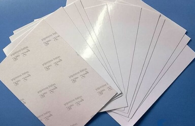 Giấy Crystal là gì? Đặc điểm và công dụng trong ngành in