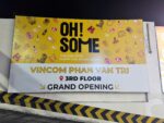 Oh! Some – bảng hiệu, nội thất và POSM