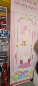 Oh! Some – bảng hiệu, nội thất và POSM