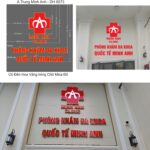 Bảng Hiệu Chữ Nổi Mica Chân Inox - Phòng Khám Minh Anh