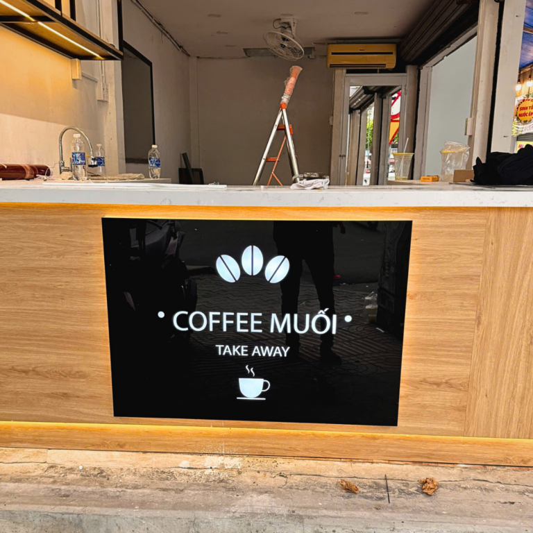 Hộp đèn mica xuyên sáng âm tường – Coffee Muối