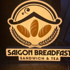 Saigon Breadfast – Hộp đèn logo