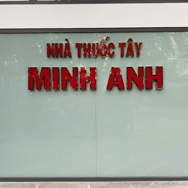 Nhà thuốc Minh Anh – Chữ nổi Mica viền Inox