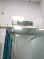 Việt Healthcare – Bộ bảng hiệu & decal