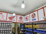 Tay Ga Hoàng Gia – Bộ bảng hiệu cửa hàng