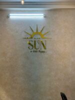 Sun Coffee – Bộ logo Mica trang trí