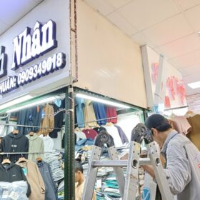 Minh Nhân – bảng hiệu Mica chữ nổi