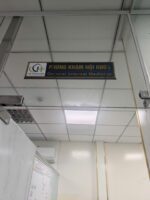 Việt Healthcare – Bộ bảng hiệu & decal