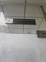 Việt Healthcare – Bộ bảng hiệu & decal