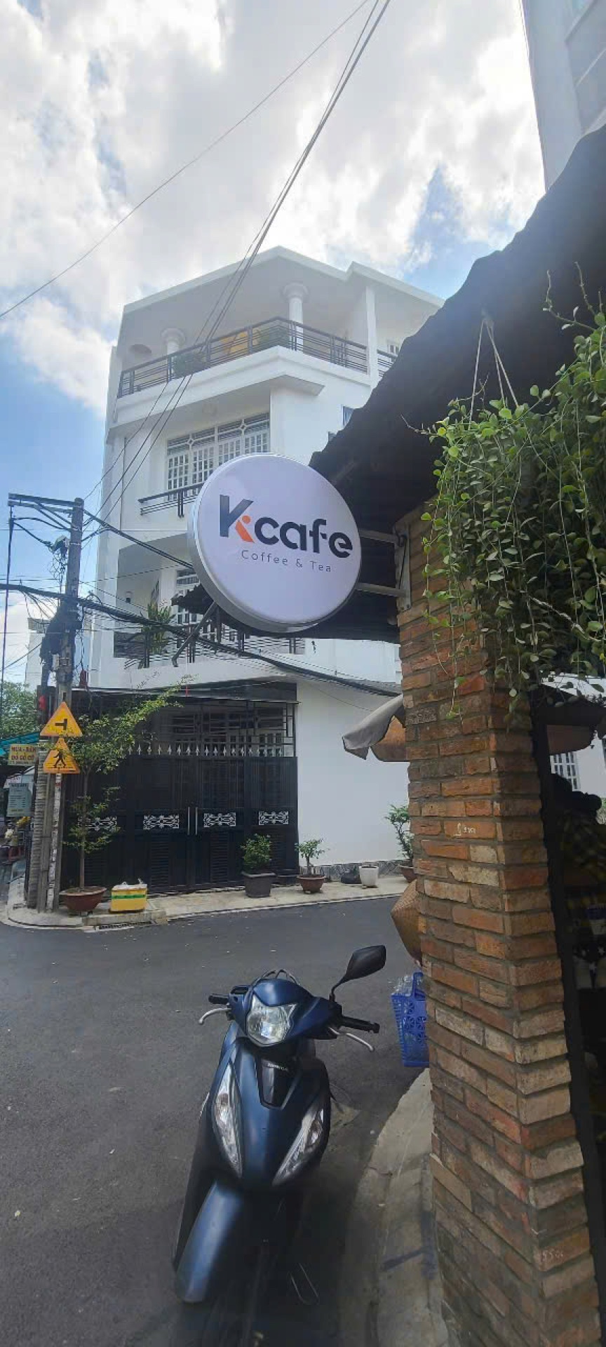 K.cafe – hộp đèn hai mặt