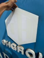 OHG Group – logo chữ nổi Mica