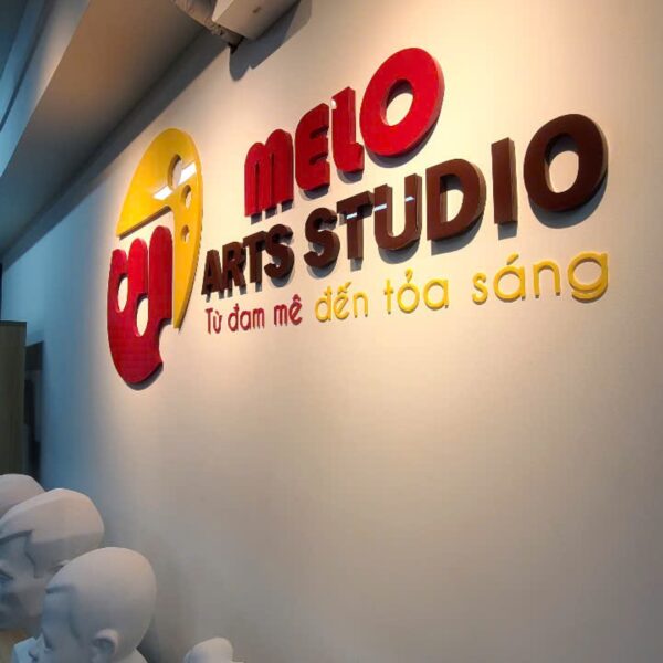 Melo Arts Studio – logo chữ nổi