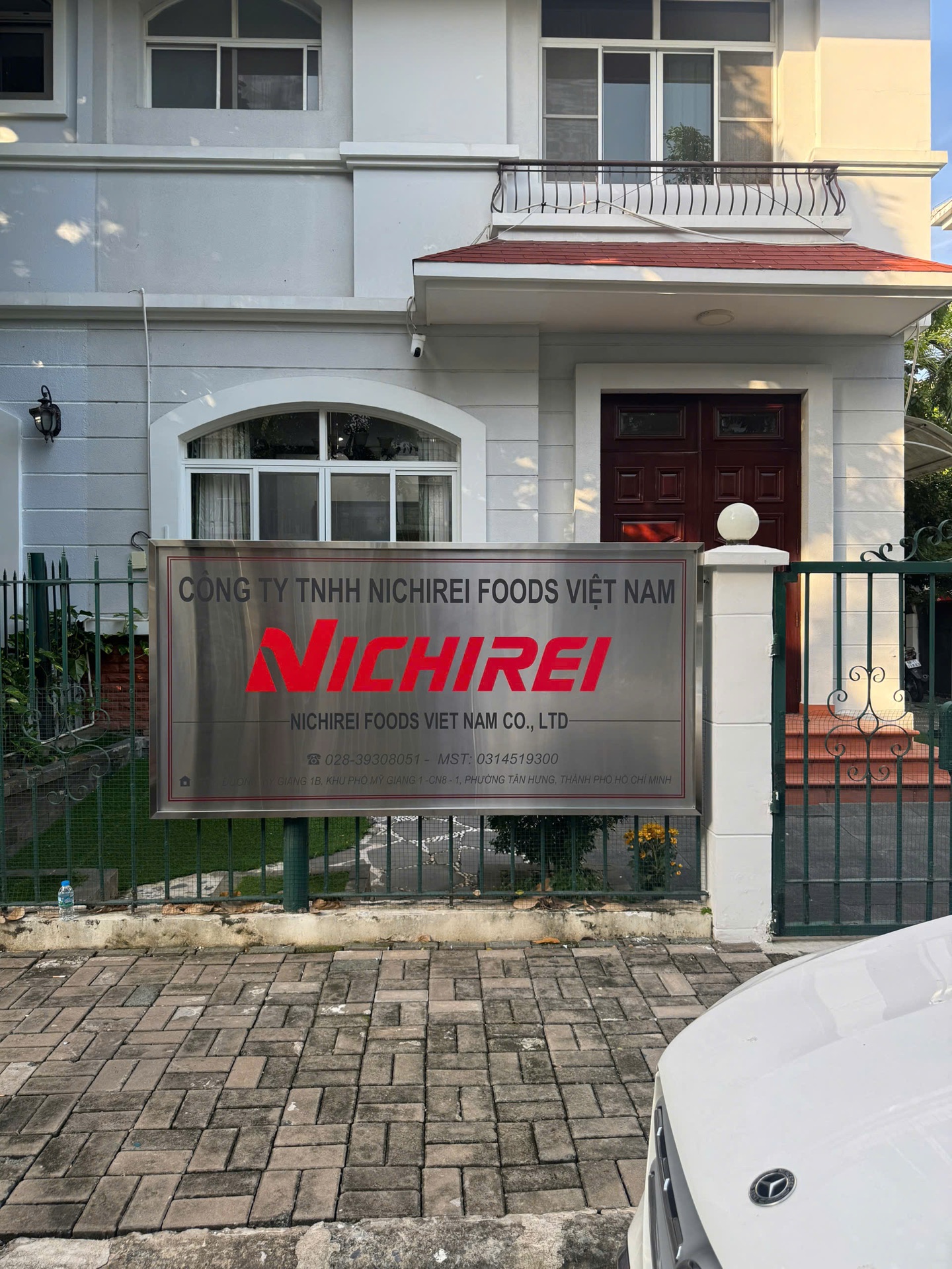 NICHIREI – bảng tên công ty Inox