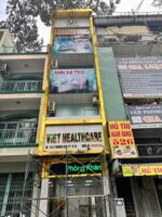 Việt Healthcare – Bộ bảng hiệu & decal