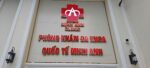 Minh Anh Clinic – logo và chữ nổi Mica