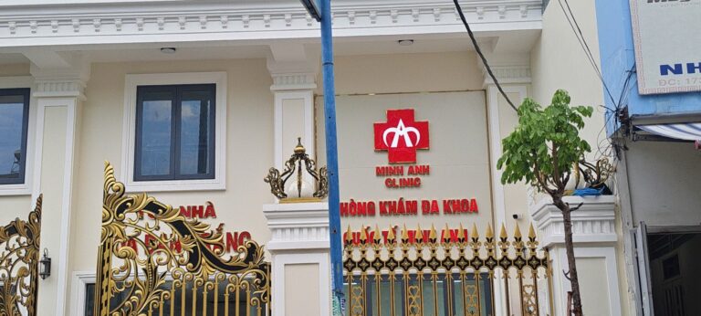 Minh Anh Clinic – Logo & chữ nổi Mica