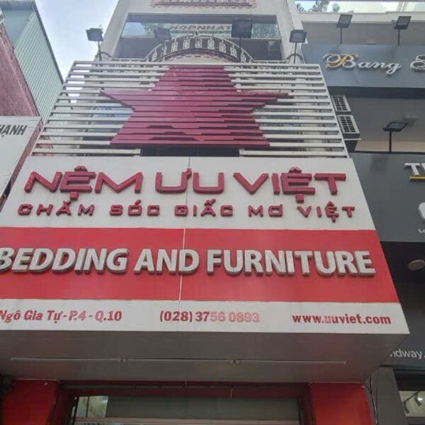 Nệm Lưu Việt – bảng hiệu Mica chữ nổi