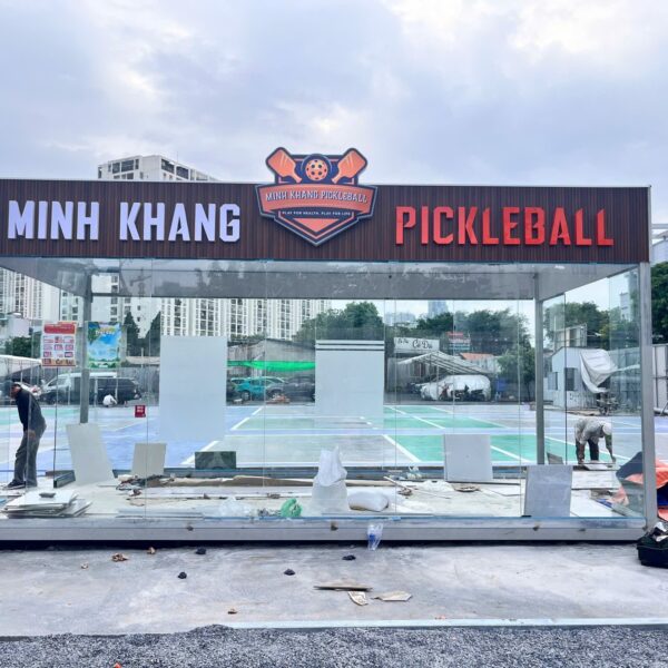 Minh Khang Pickleball – bảng hiệu chữ nổi