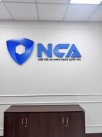 NCA – Logo Mica chữ nổi