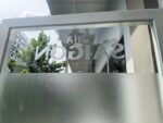 Mặt kính dán decal mờ Bia Sài Gòn