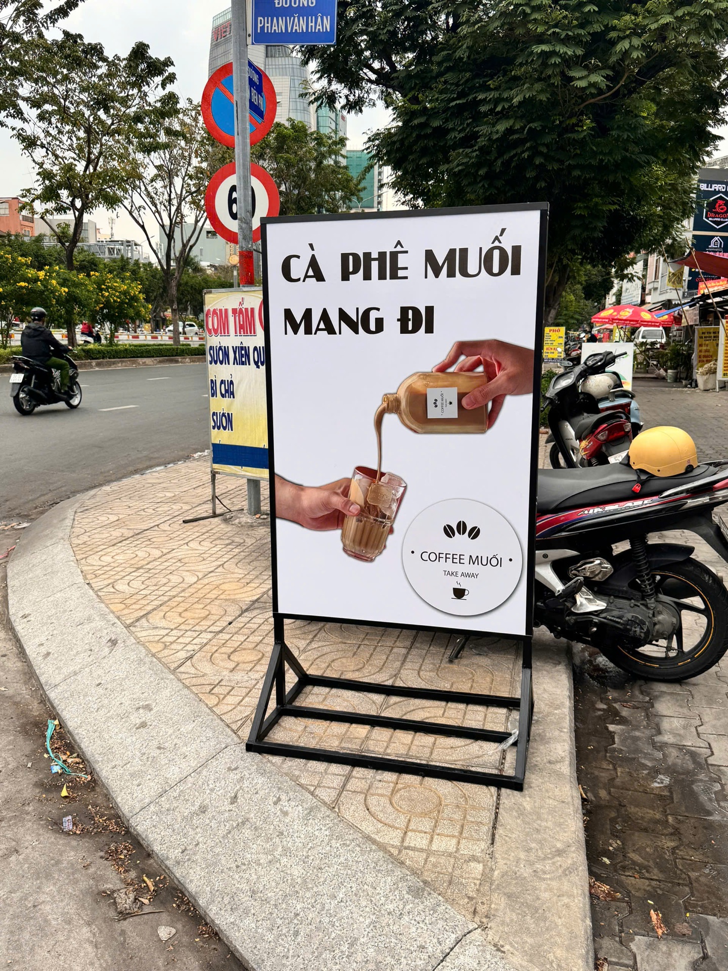 Standee quảng bá Coffee Muối hoàn thiện – ảnh 19