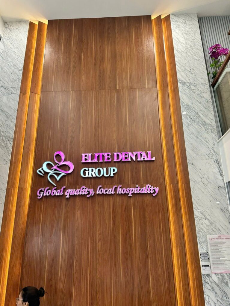 Elite Dental Group – Logo chữ nổi