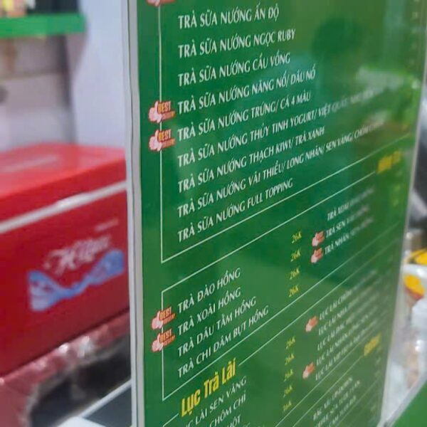 Hộp đèn Mica và logo Food Juice On hoàn thiện – ảnh 1