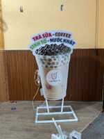 Hộp đèn Mica và logo Food Juice On hoàn thiện – ảnh 9