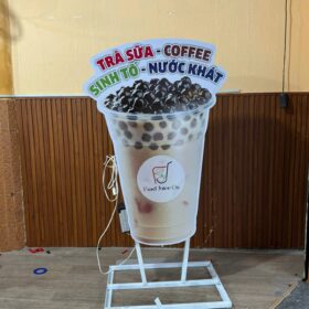 Hộp đèn Mica và logo Food Juice On hoàn thiện – ảnh 9