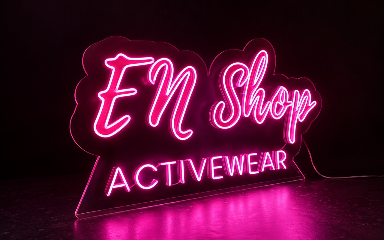 Bảng hiệu chữ nổi LED Neon